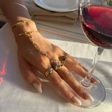 Amoura Hand Chain